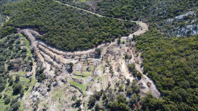 KARABURUN KÖSEDERE'DE SATILIK, YATIRIMLIK FIRSAT ARAZİ..