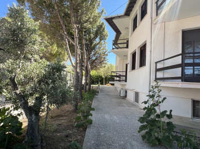 Plaja Yakın Full Deniz Manzaralı Eşyalı Daireler
