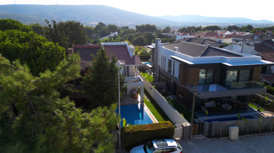 Çamlıkyol Mevkiinde Müstakil Havuzlu TaşKaplama Villamız Satışta