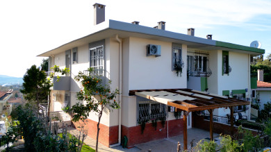 Güzelbahçe Kahramandere'de Site İçerisinde Modern Villa